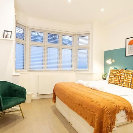 A Beautiful One Bedroom Flat With Garden & Parking Mill Hill Eksteriør billede